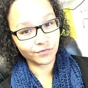 Meet your Posher, Se’erra